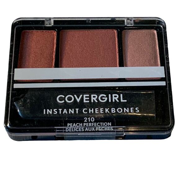 Covergirl Instant Cheekbones Contouring Blush #210 PEACH PERFECTION - NEW - Picture 1 of 2